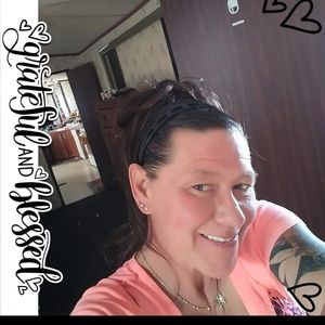 Meet your Posher, Kim